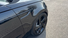 Land Rover Discovery 3.0 D300 Dynamic SE 5dr Auto Diesel Station Wagon